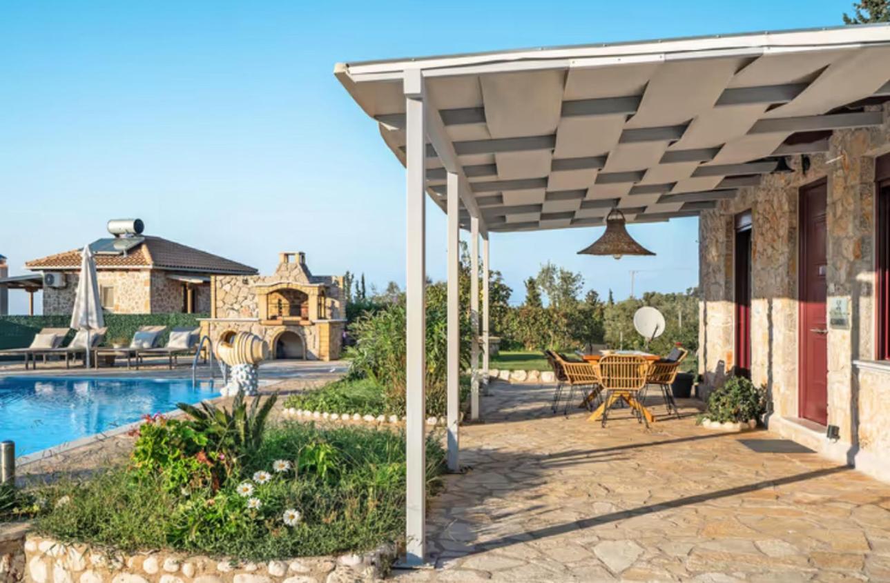 Key Villas Tsoukaládhes Екстериор снимка