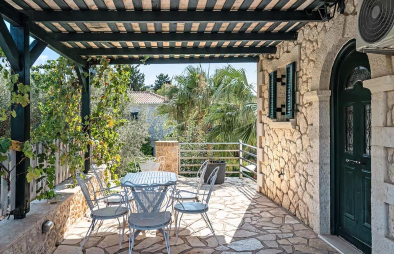 Key Villas Tsoukaládhes Екстериор снимка