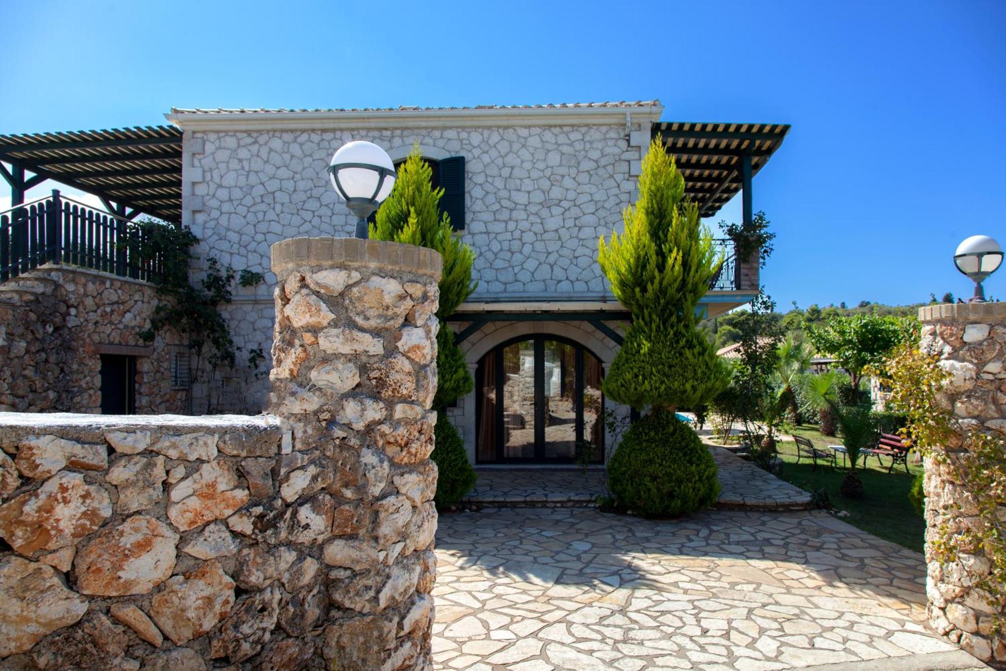 Key Villas Tsoukaládhes Екстериор снимка
